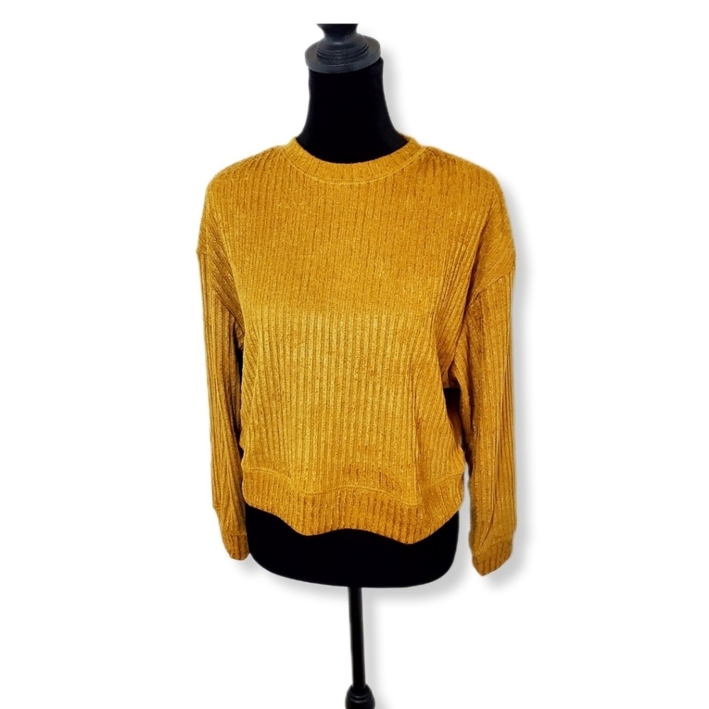 NWT Band of the Free Gold Cropped Sweater Sz S